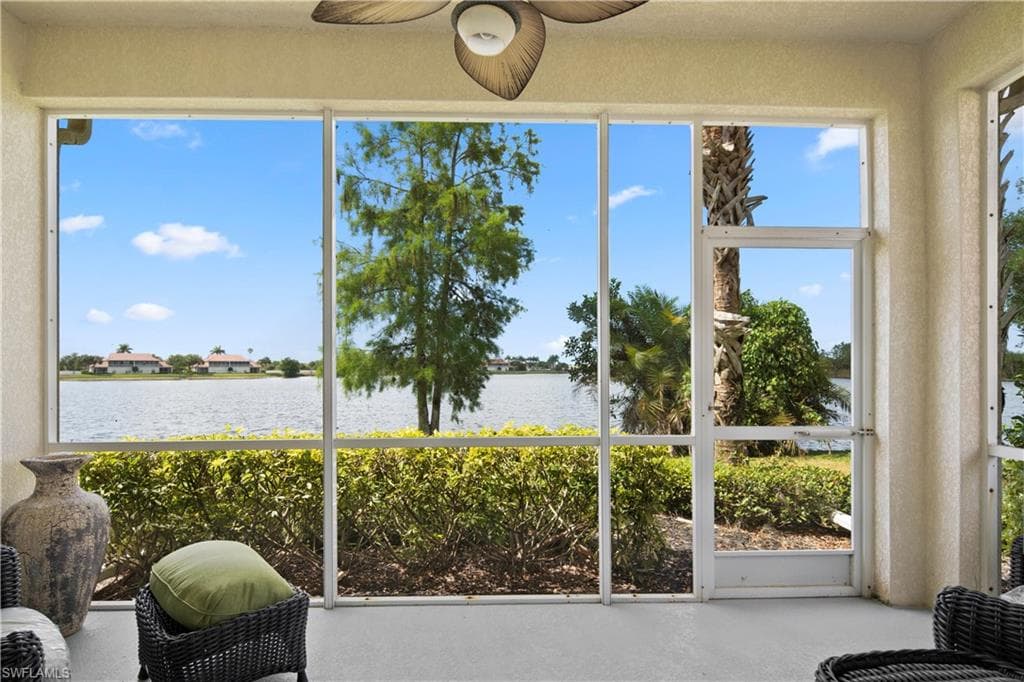 25073 Peacock LN 102 NAPLES, FL 34114