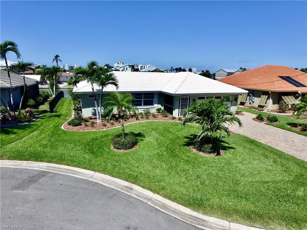 28 Bayview BLVD FORT MYERS BEACH, FL 33931