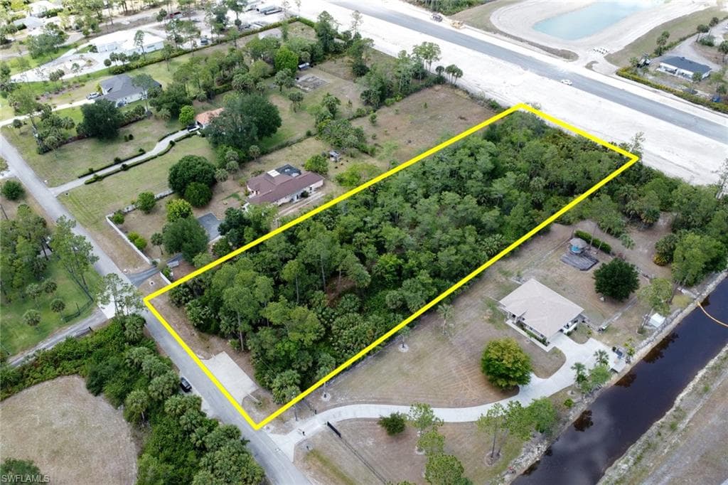 265 10th AVE NE NAPLES, FL 34120