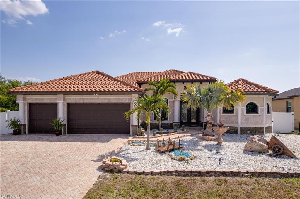 13878 Allamanda CIR PORT CHARLOTTE, FL 33981