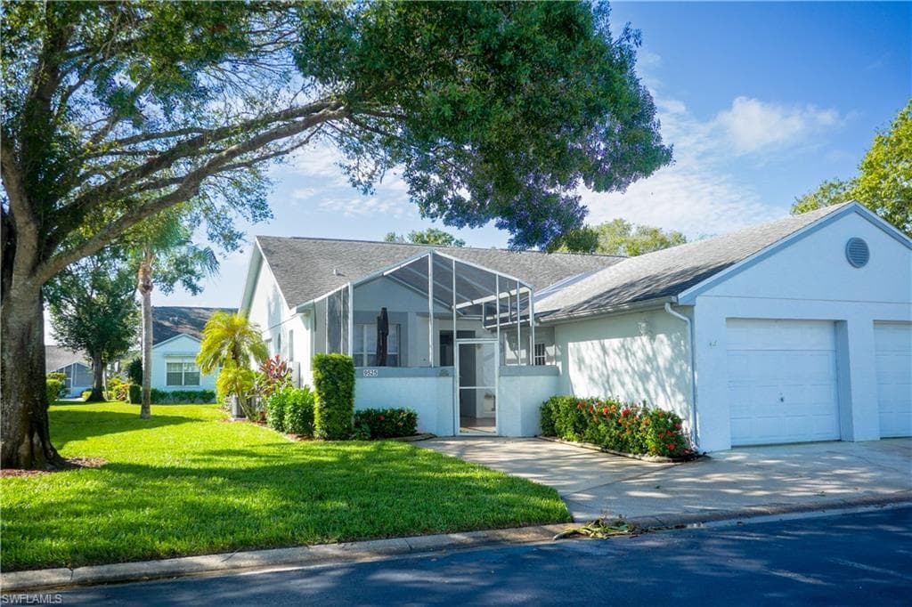 9525 windsor club CIR FORT MYERS, FL 33905