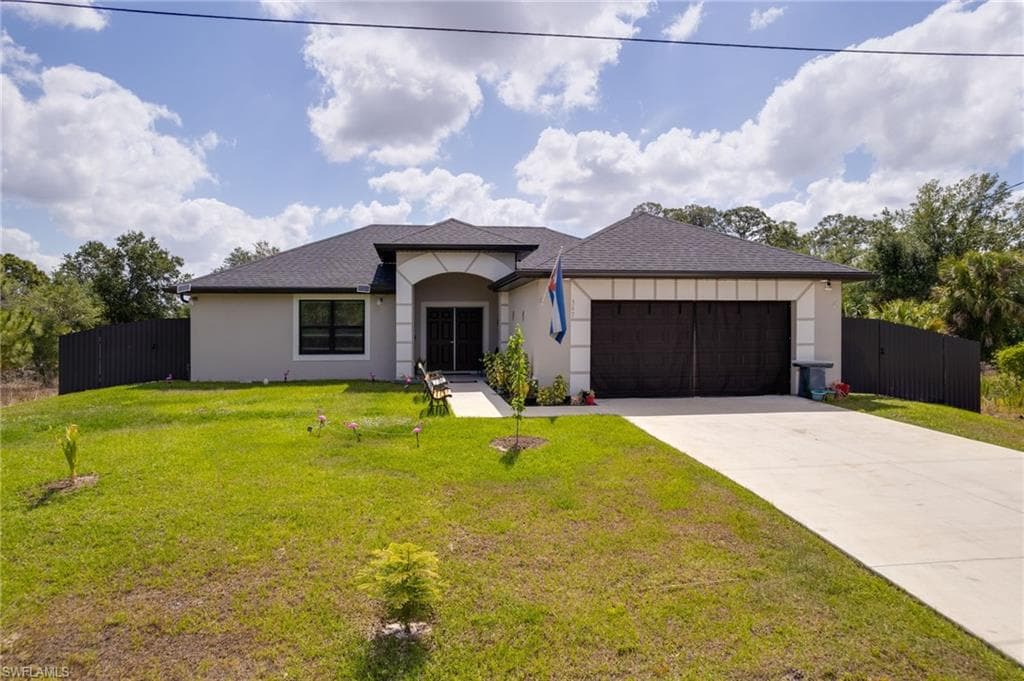347 Ranier AVE LEHIGH ACRES, FL 33974