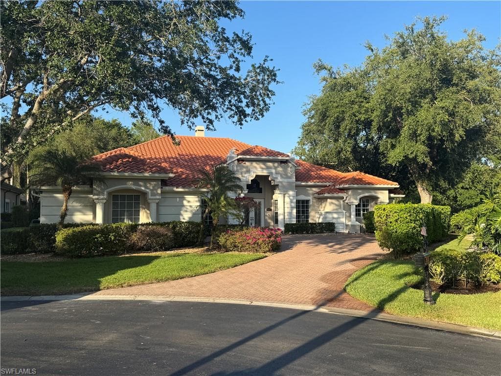 6672 Glen Arbor WAY NAPLES, FL 34119