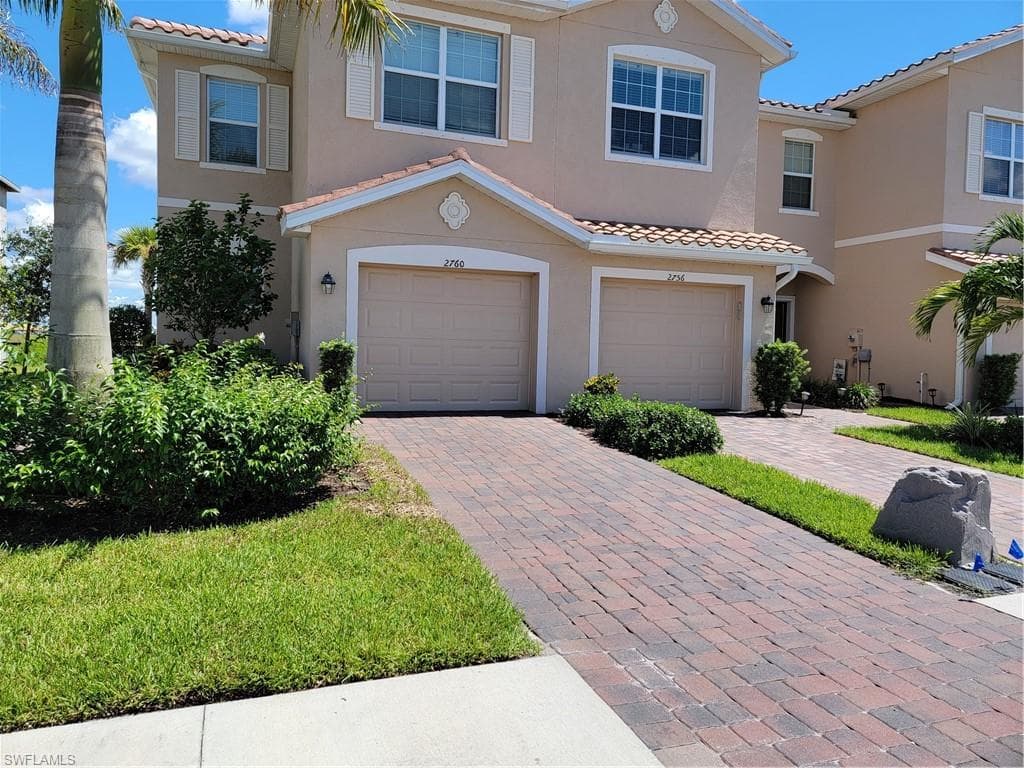 2760 Blossom WAY NAPLES, FL 34120
