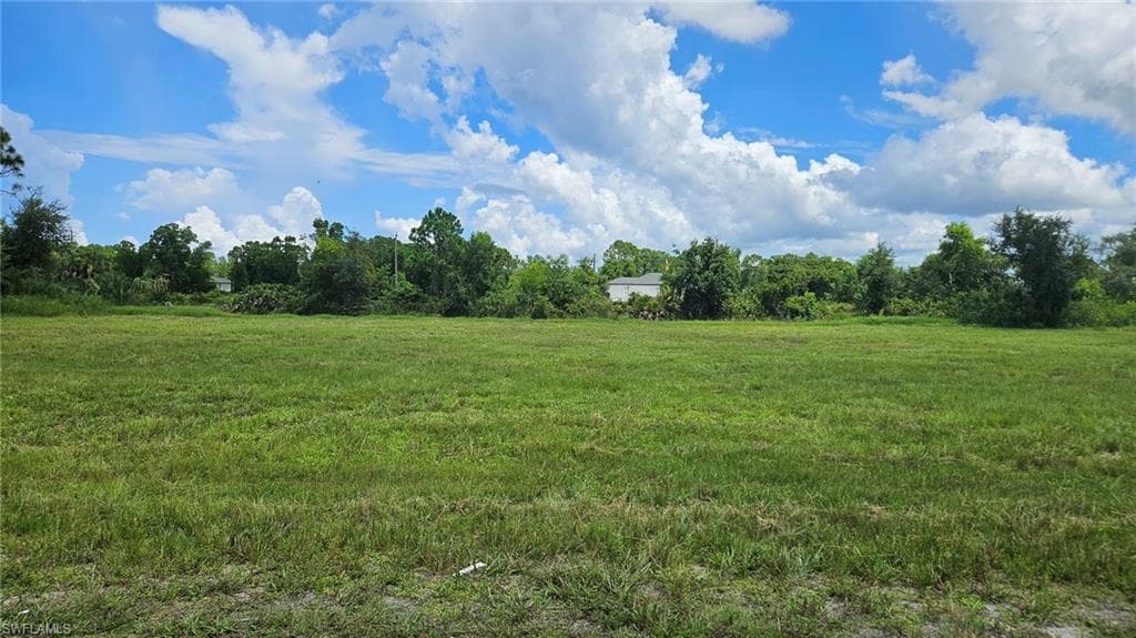 3811 44th TER CAPE CORAL, FL 33993