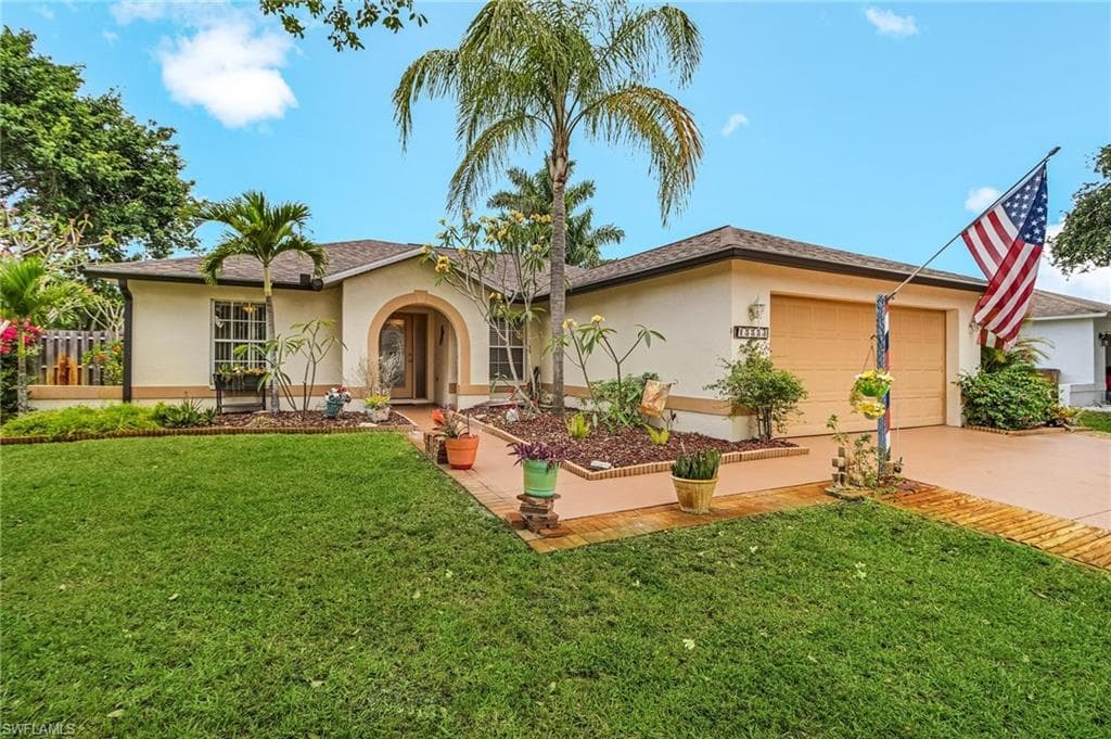15553 Horseshoe LN FORT MYERS, FL 33905