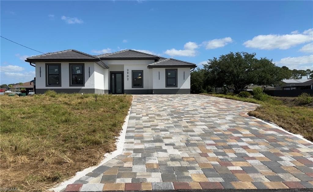 2902 17TH ST SW LEHIGH ACRES, FL 33976
