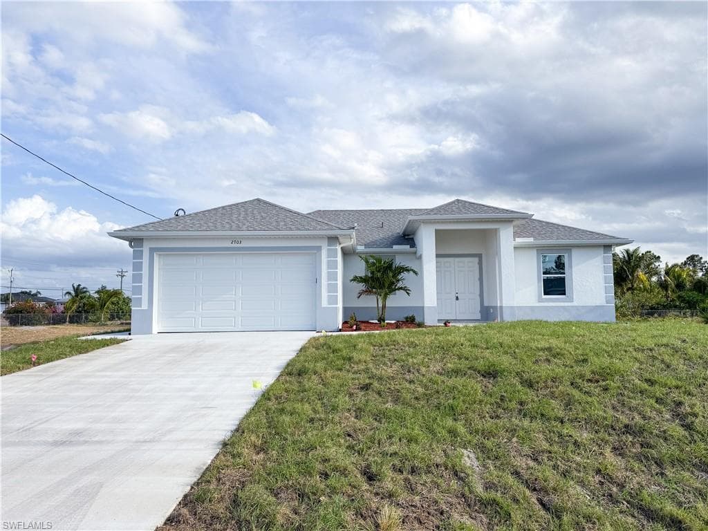2703 42nd ST SW LEHIGH ACRES, FL 33976
