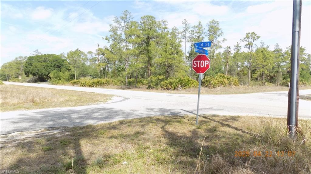 1401 Broadway AVE LEHIGH ACRES, FL 33972