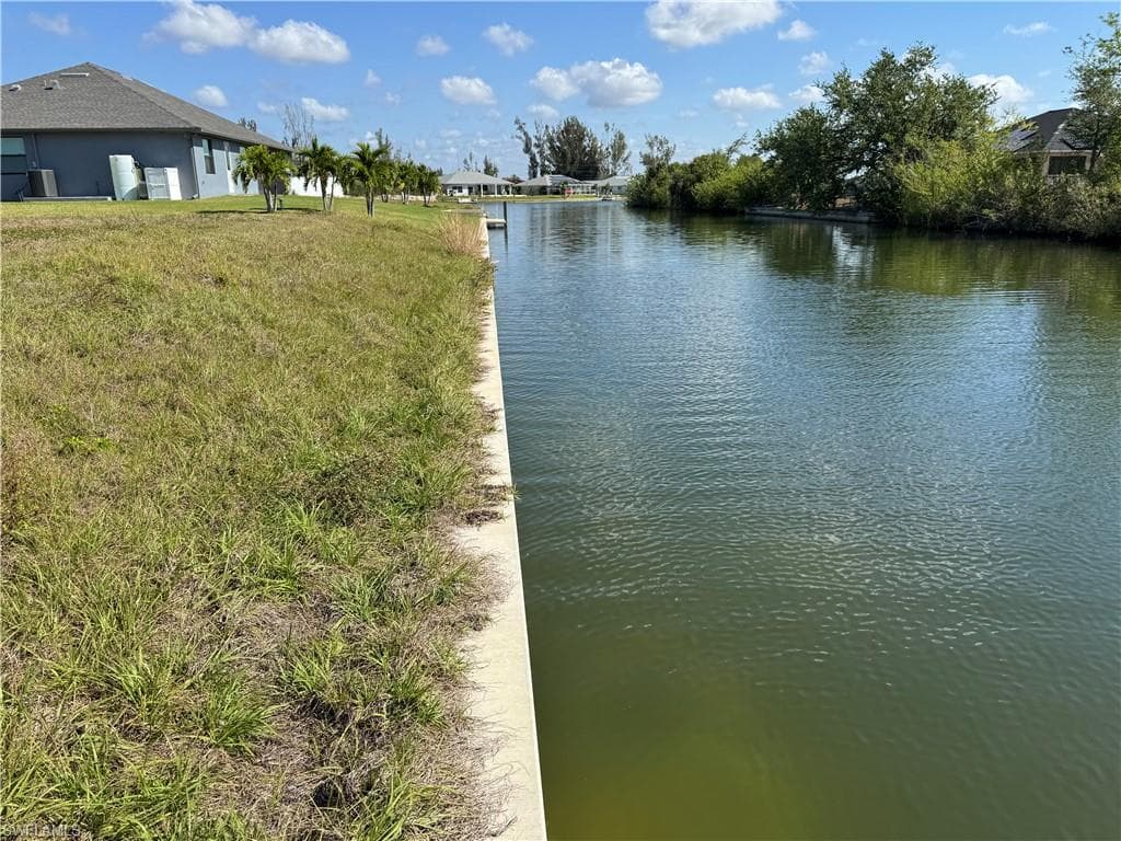 815 NW 29th AVE CAPE CORAL, FL 33993