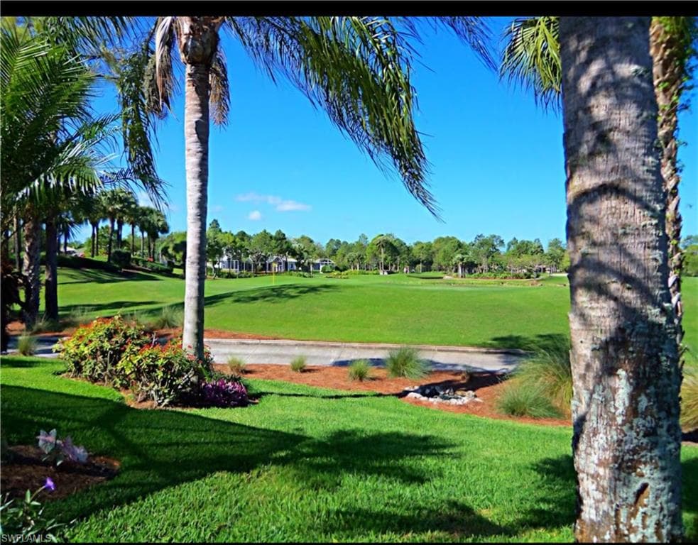8231 Parkstone PL 201 NAPLES, FL 34120
