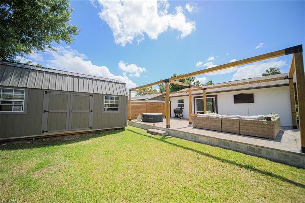 548 Redlin ST NORTH FORT MYERS, FL 33903