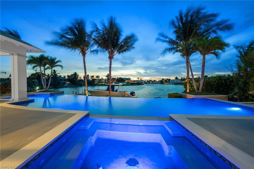 1779 CRAYTON RD NAPLES, FL 34102
