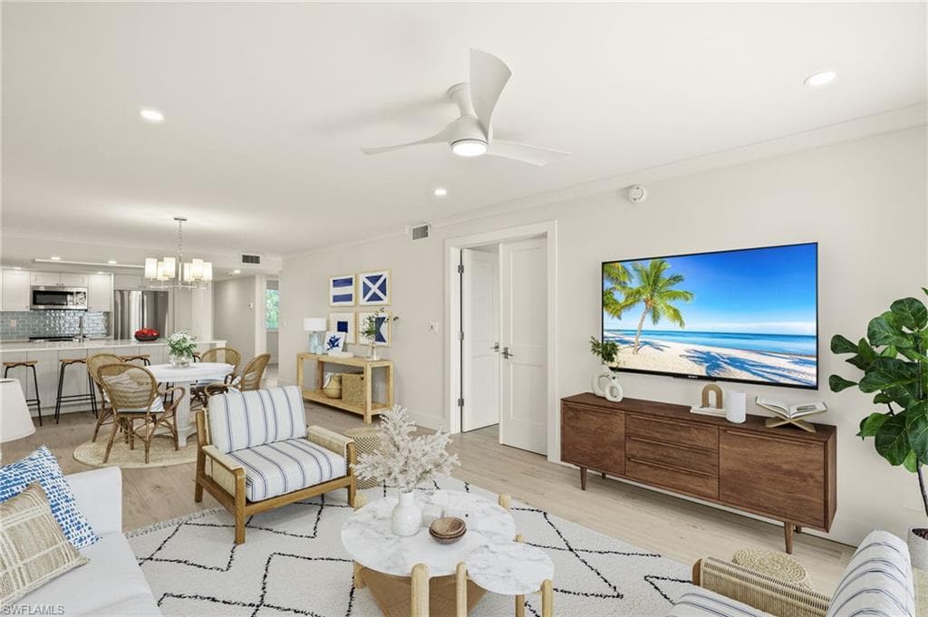 610 Donax ST 113 SANIBEL, FL 33957