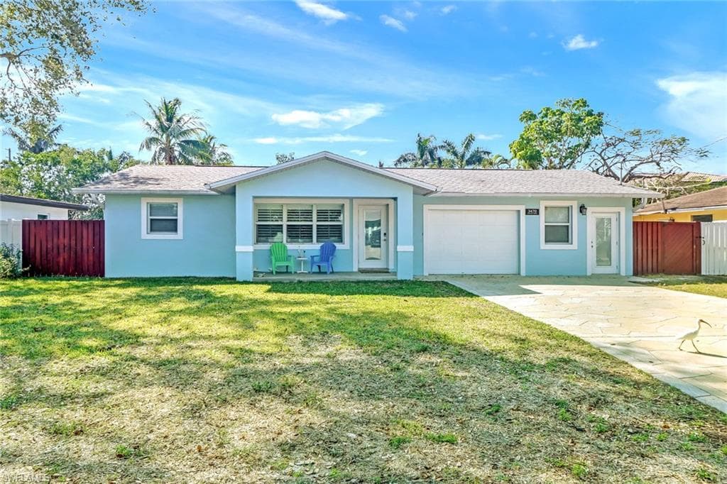 3470 Lakeview DR NAPLES, FL 34112