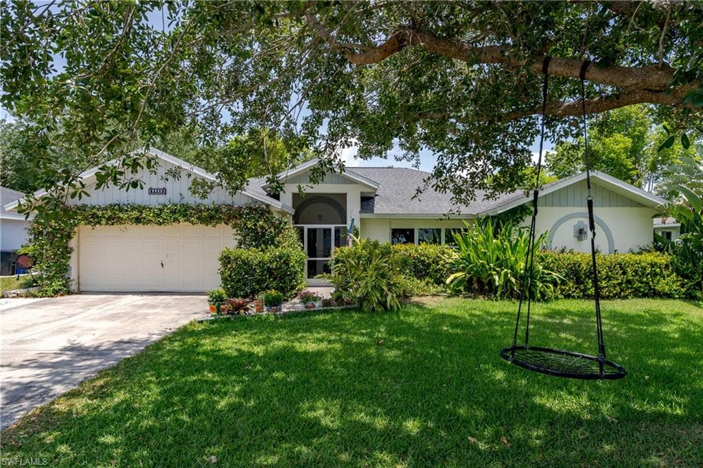 9950 Country Oaks DR