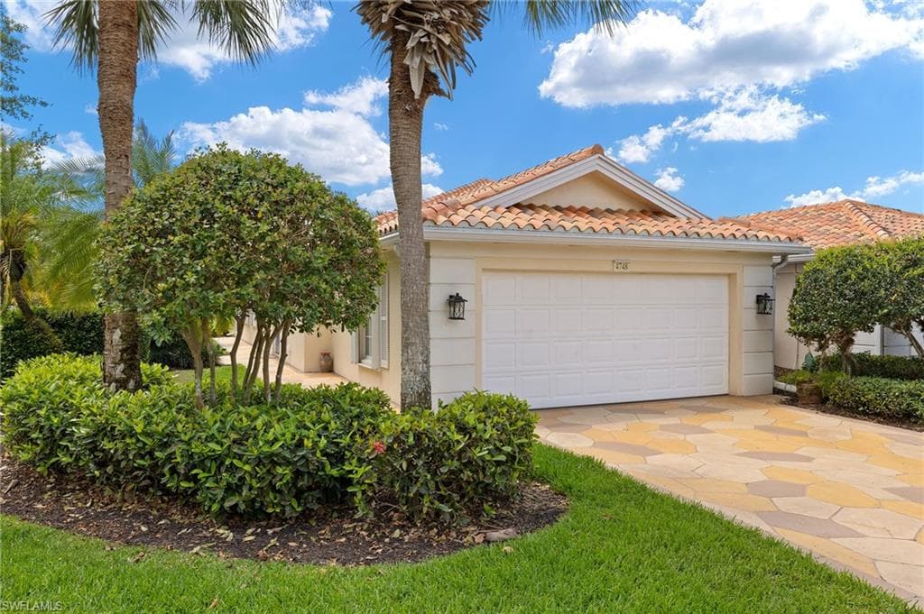 4748 San Carlo CT NAPLES, FL 34109