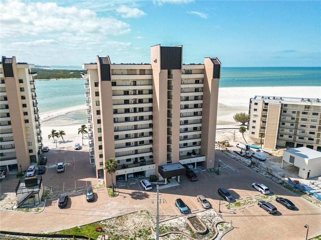 8400 Estero BLVD 902 FORT MYERS BEACH, FL 33931