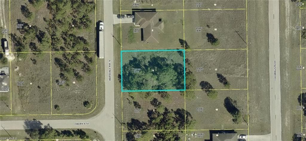 1025 Marshall AVE E LEHIGH ACRES, FL 33974