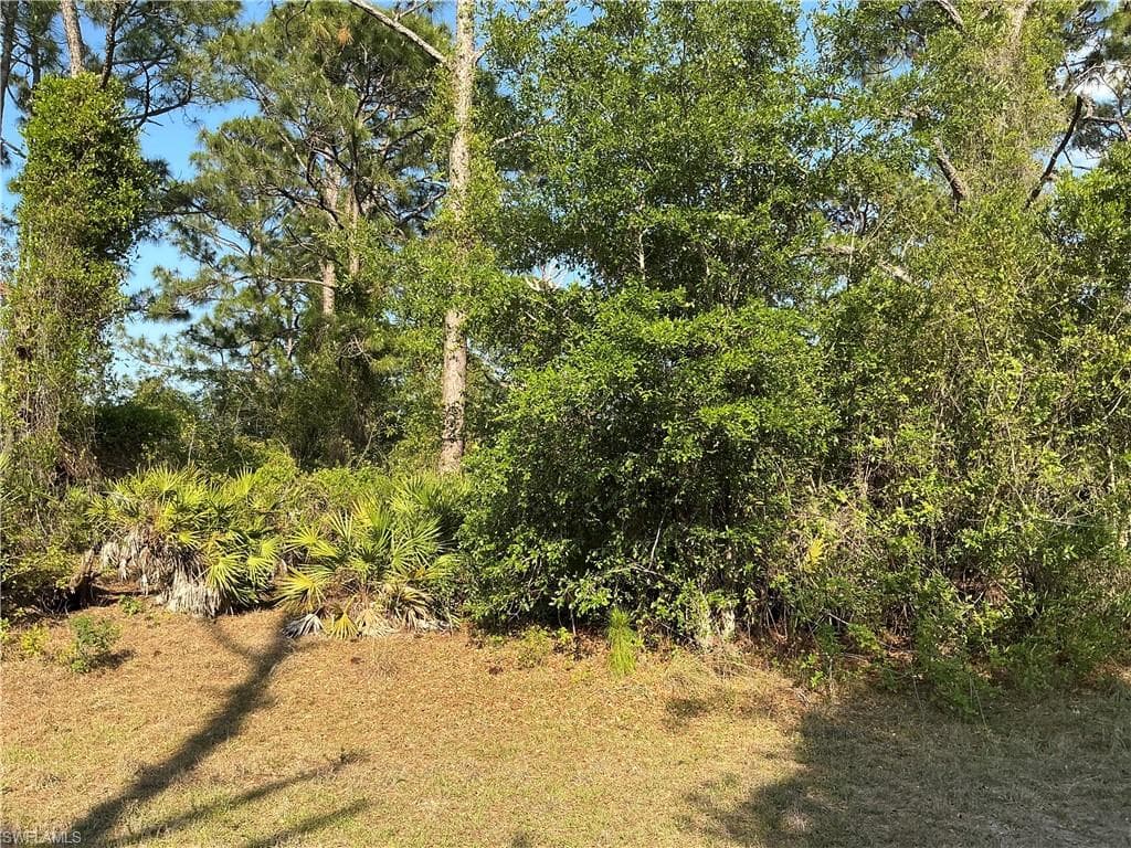 637 Crossarm AVE S LEHIGH ACRES, FL 33974
