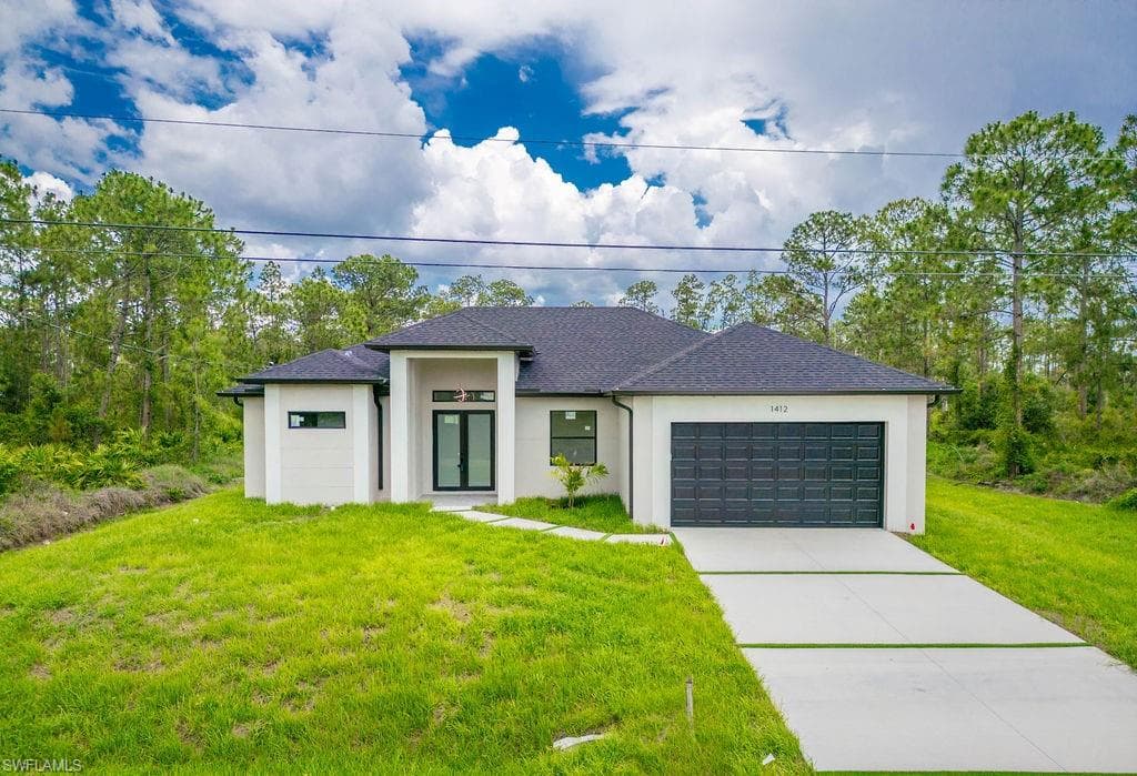 1412 5th AVE LEHIGH ACRES, FL 33972