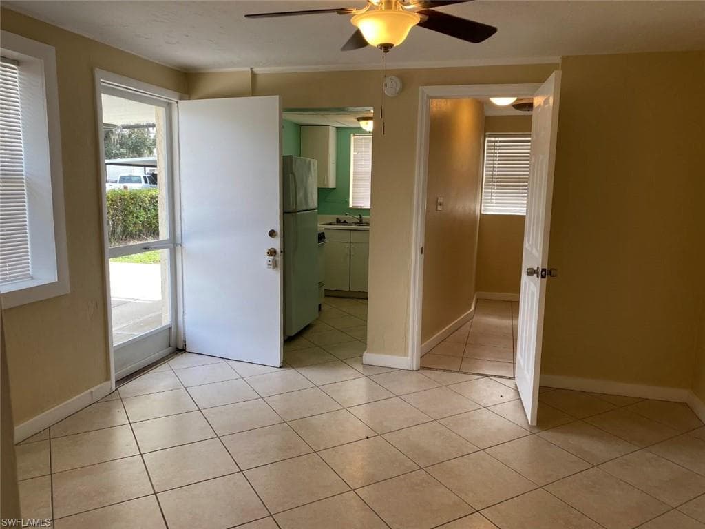 27558 Oregon ST BONITA SPRINGS, FL 34135