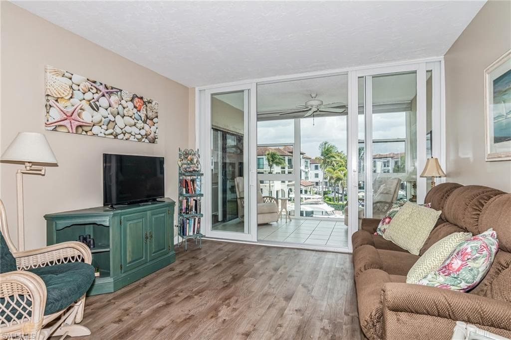 805 River Point DR 202C NAPLES, FL 34102