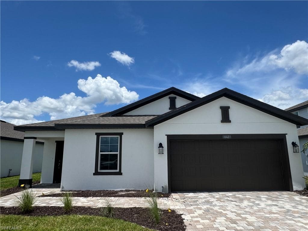 642 Lakeside Oasis AVE LEHIGH ACRES, FL 33974