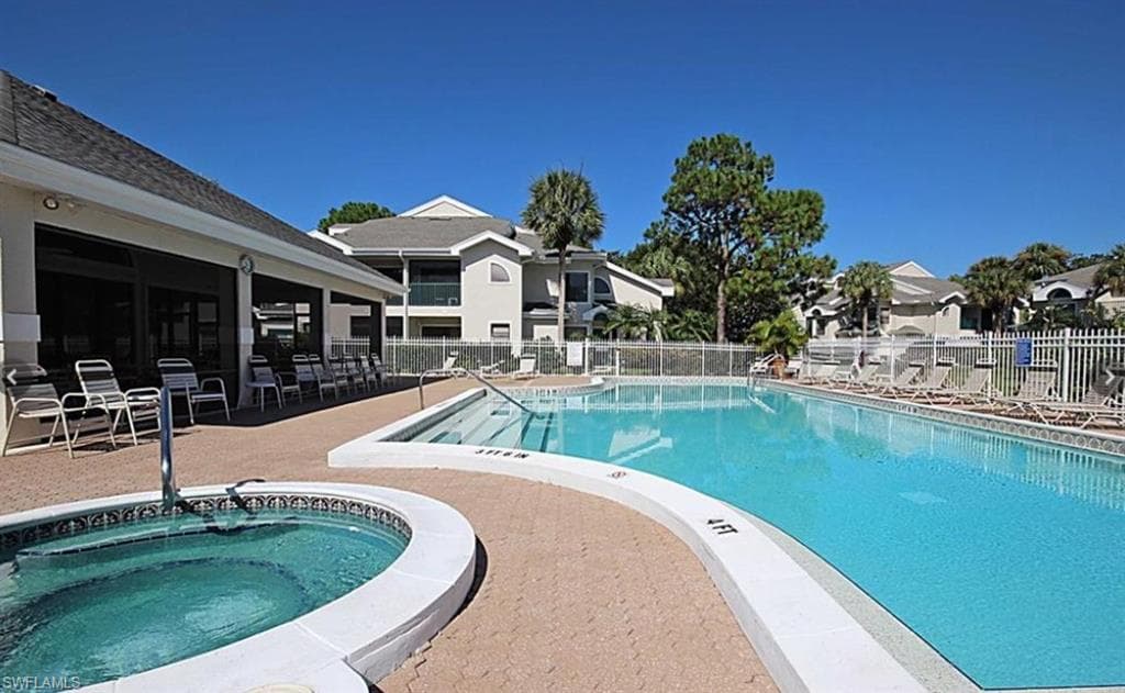 60 Emerald Woods DR B8 NAPLES, FL 34108