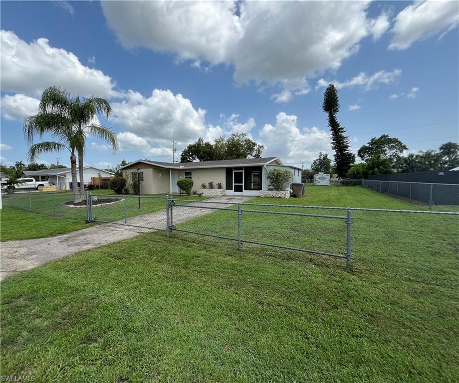 508 Wyoming RD LEHIGH ACRES, FL 33936
