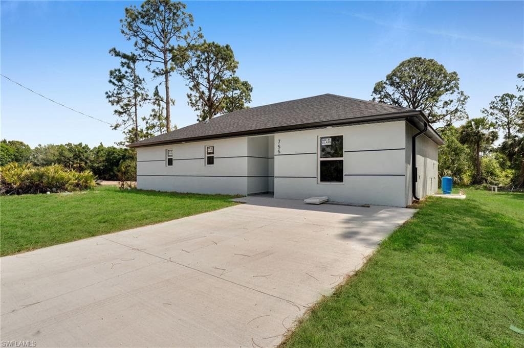 755 Milano AVE S LEHIGH ACRES, FL 33974