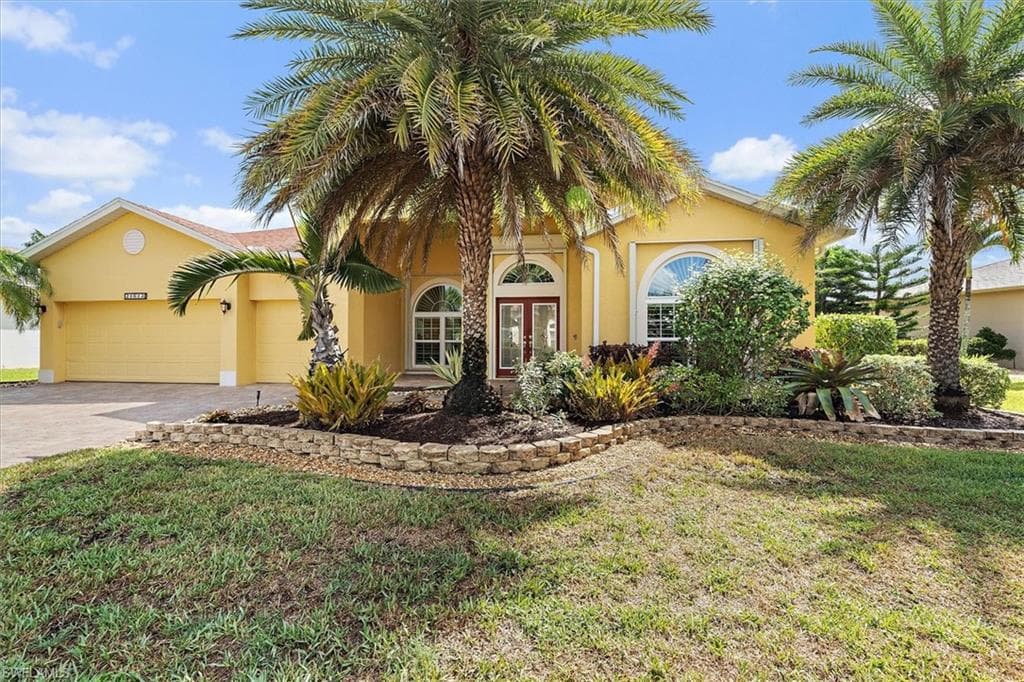 21613 Belhaven WAY ESTERO, FL 33928