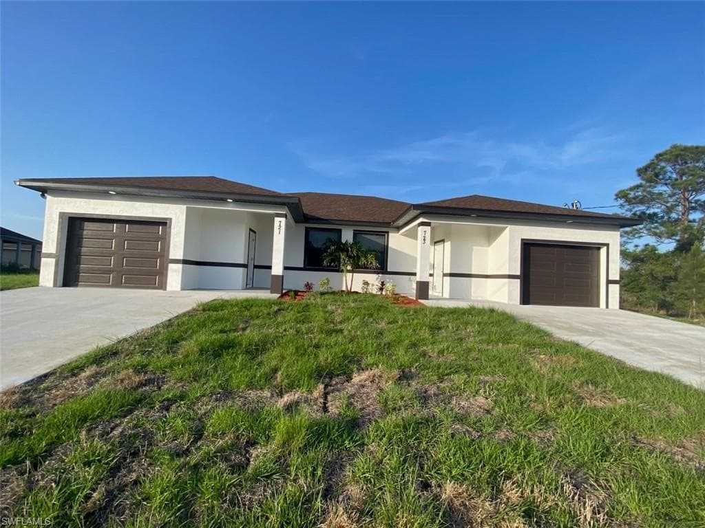 721-723 Circle DR LEHIGH ACRES, FL 33973