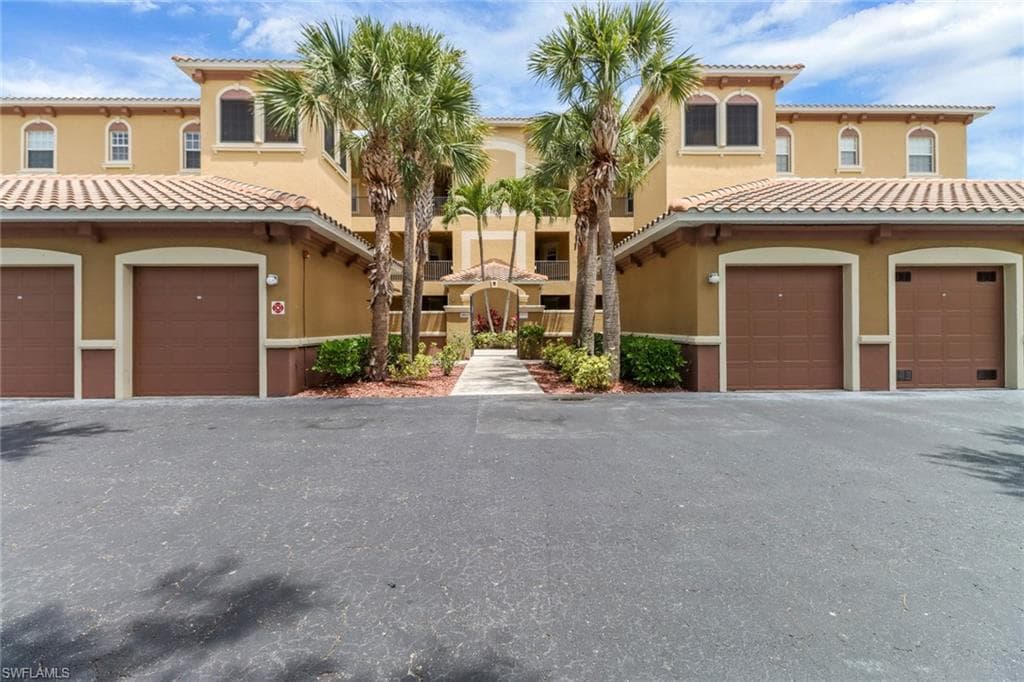 3804 Agualinda BLVD 303 CAPE CORAL, FL 33914