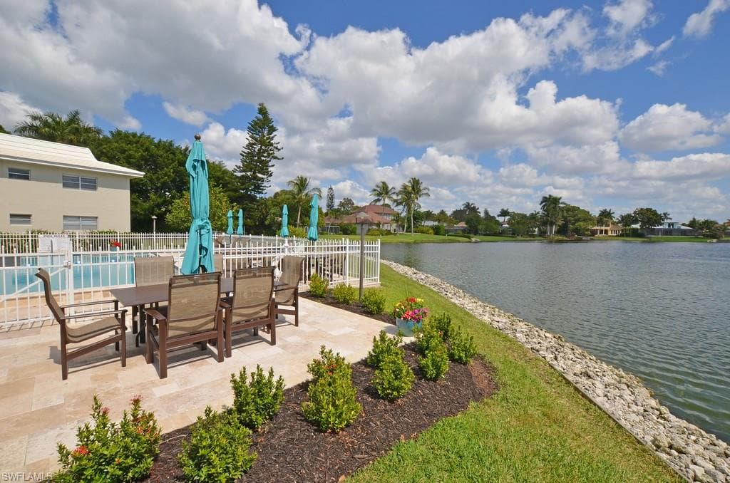 4140 Crayton RD D6 NAPLES, FL 34103