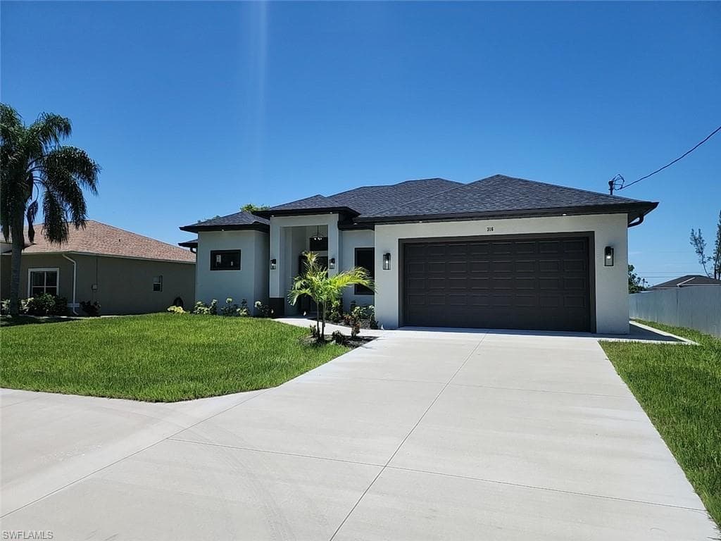 316 Jacaranda PKWY E CAPE CORAL, FL 33909