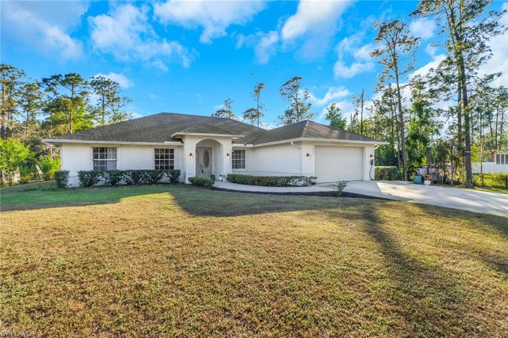 2540 27th AVE NE NAPLES, FL 34120