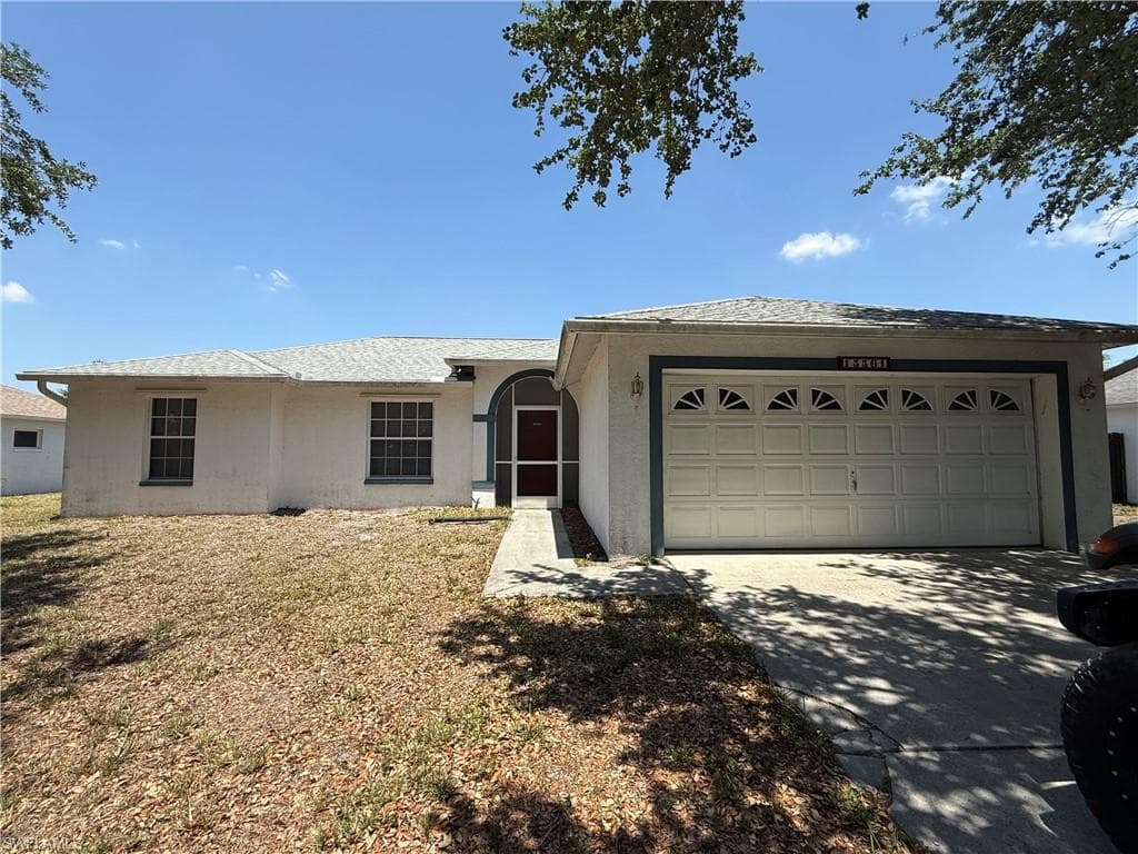 15561 Horseshoe LN FORT MYERS, FL 33905
