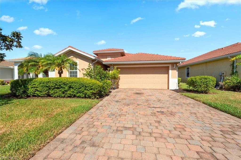 3305 Magnolia Landing LN NORTH FORT MYERS, FL 33917