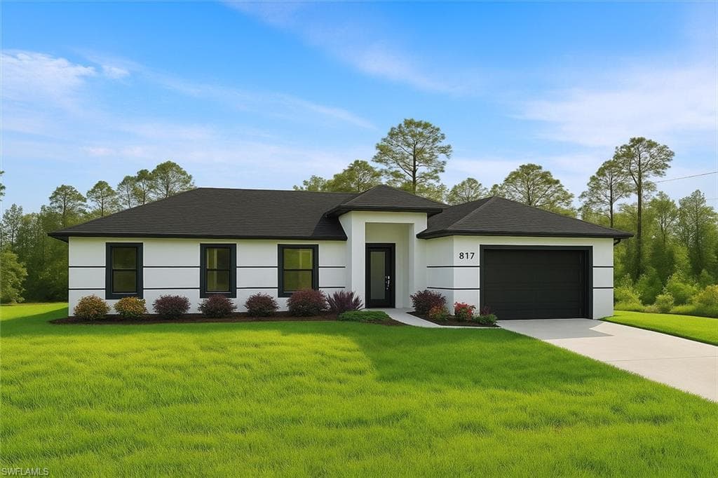 817 Moore AVE LEHIGH ACRES, FL 33972