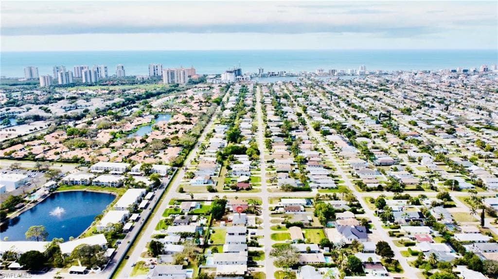 812 92nd AVE N NAPLES, FL 34108