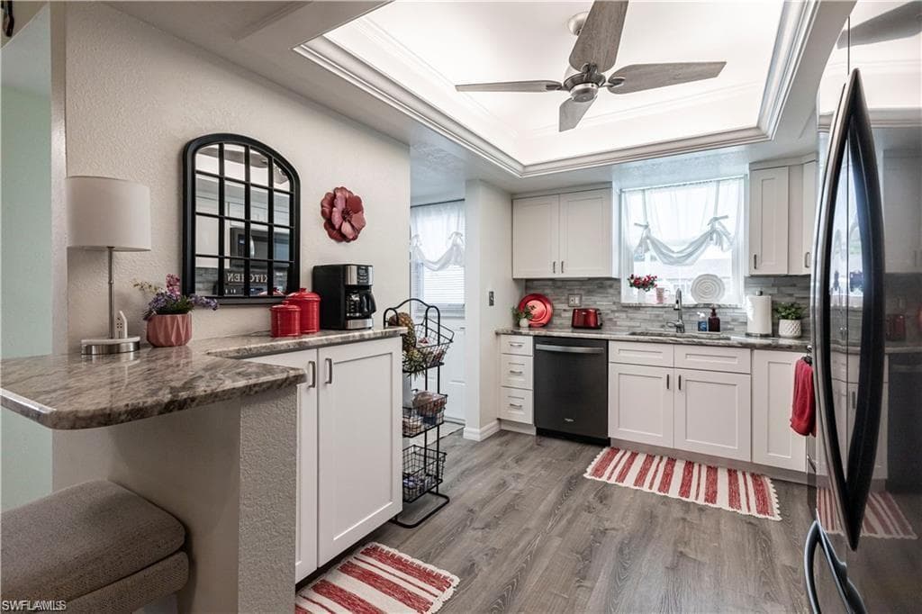 403 SE 43rd TER 1 CAPE CORAL, FL 33904