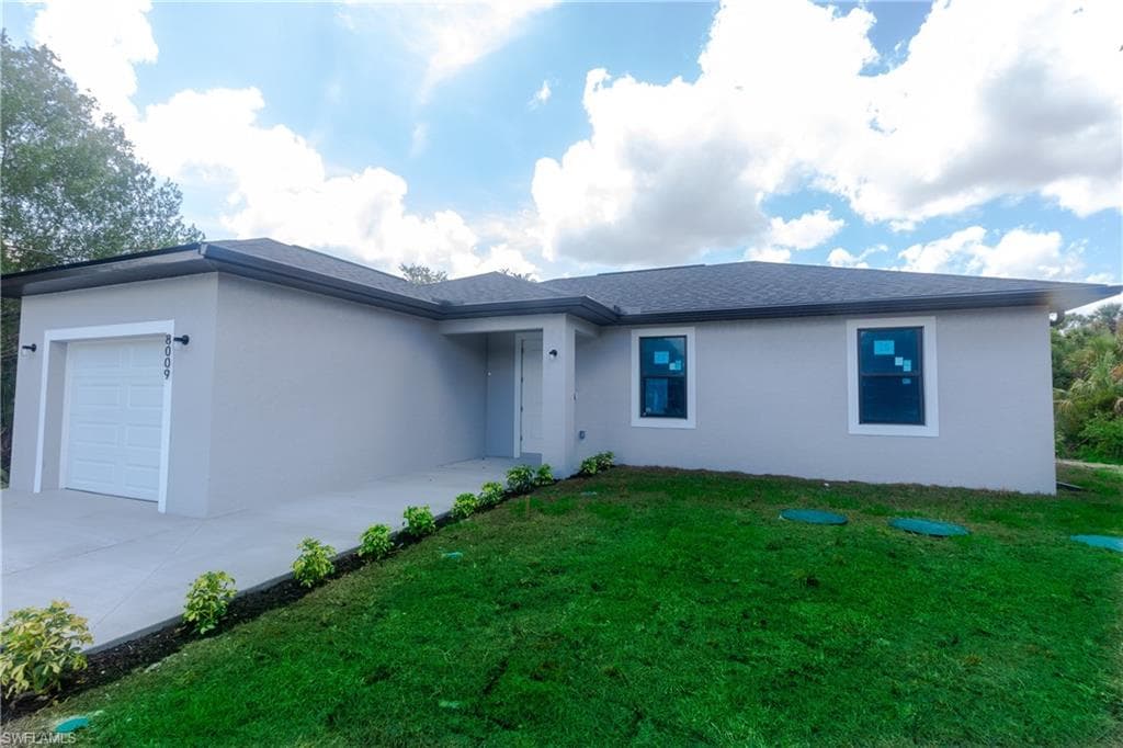 8009 Cod CT LABELLE, FL 33935