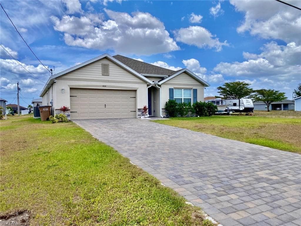 1828 NW 5th PL CAPE CORAL, FL 33993