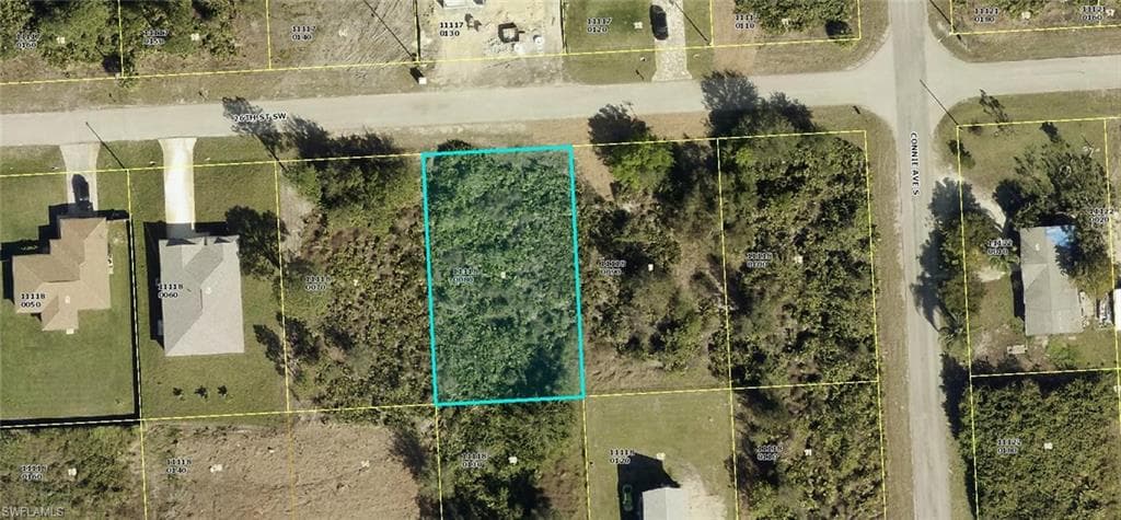 2605 26th ST SW LEHIGH ACRES, FL 33976