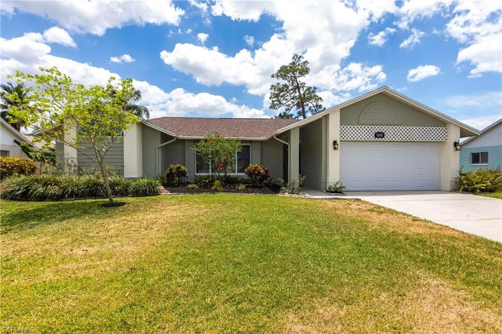 9795 Country Oaks DR FORT MYERS, FL 33967