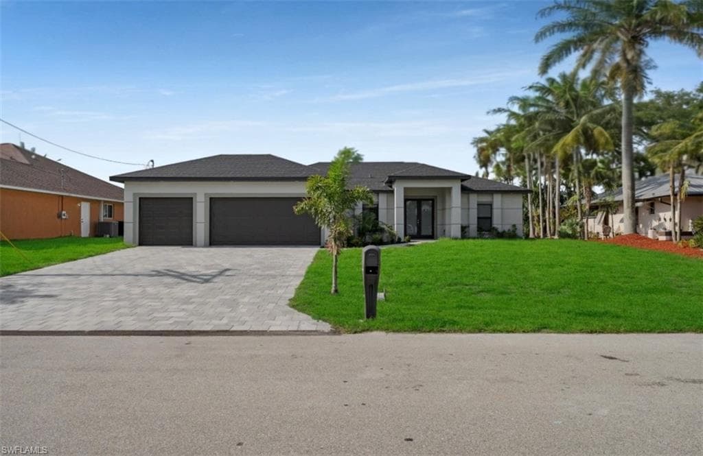 138 SE 15th TER CAPE CORAL, FL 33990