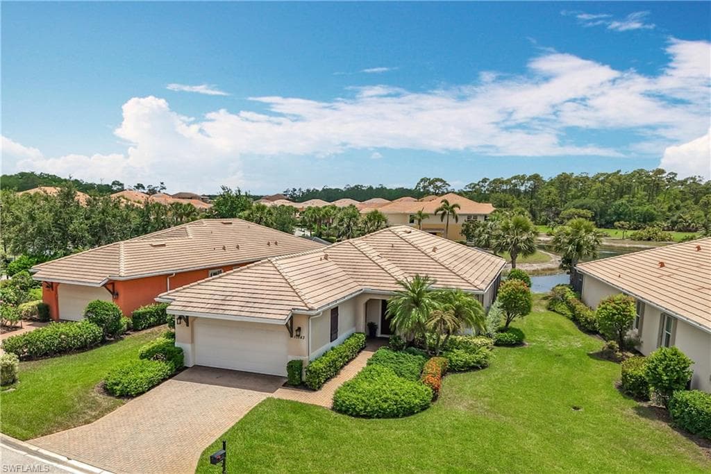 10843 Valentina CT FORT MYERS, FL 33913