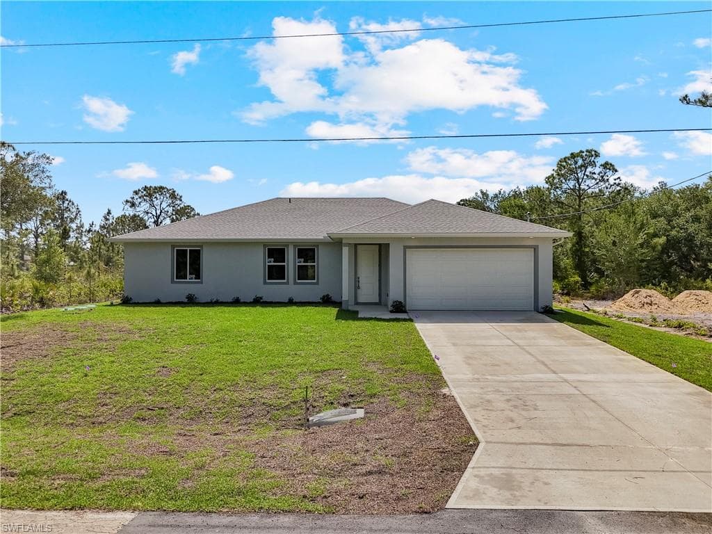 1403 Edison AVE LEHIGH ACRES, FL 33972