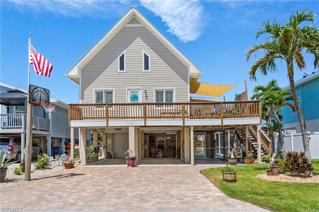 249 Pearl ST FORT MYERS BEACH, FL 33931